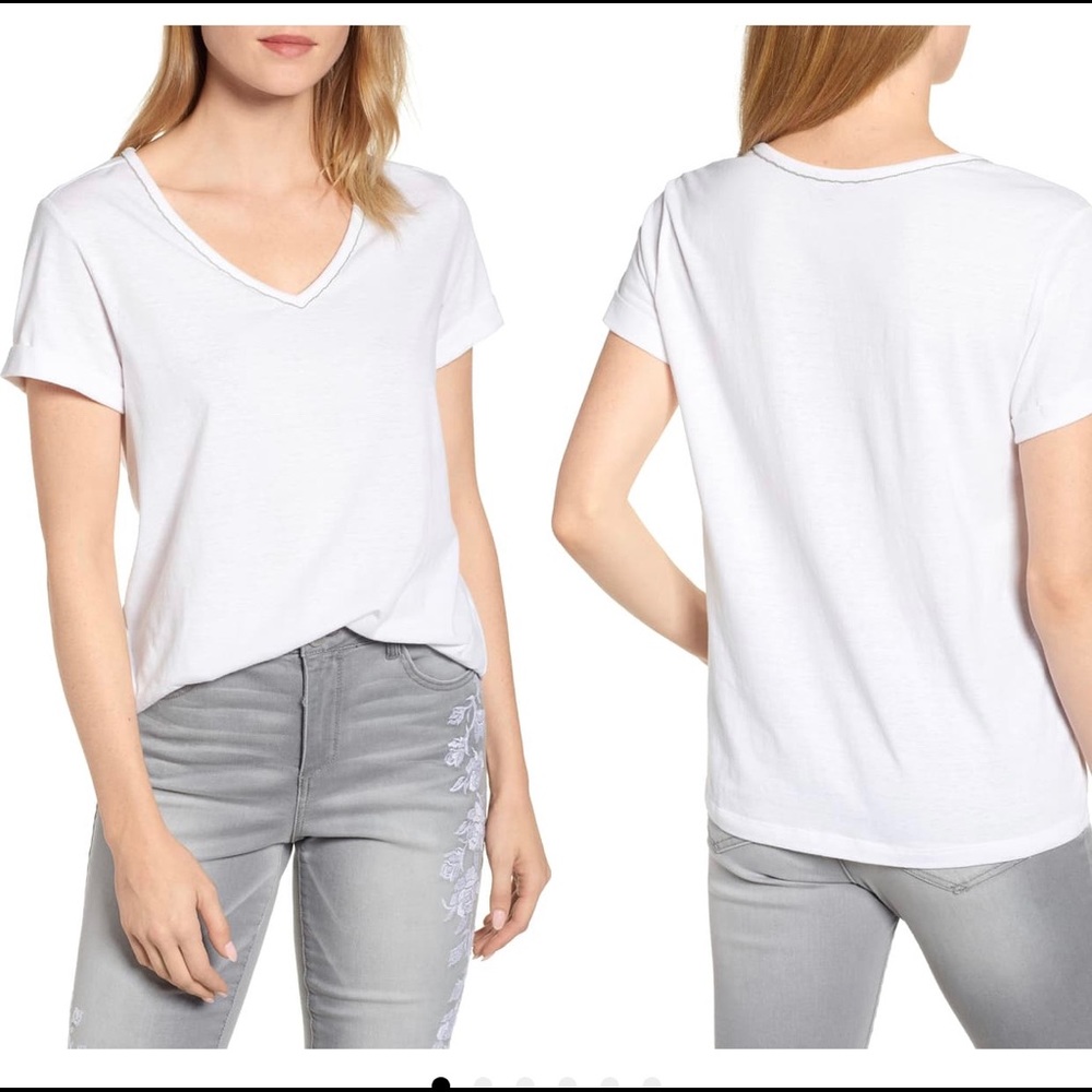 Chain Trim V-Neck Tee
WIT & WISDOM NEW